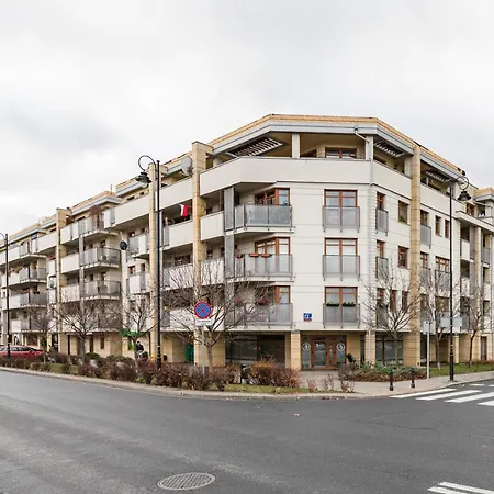 Superapart Wilanowska 7, 